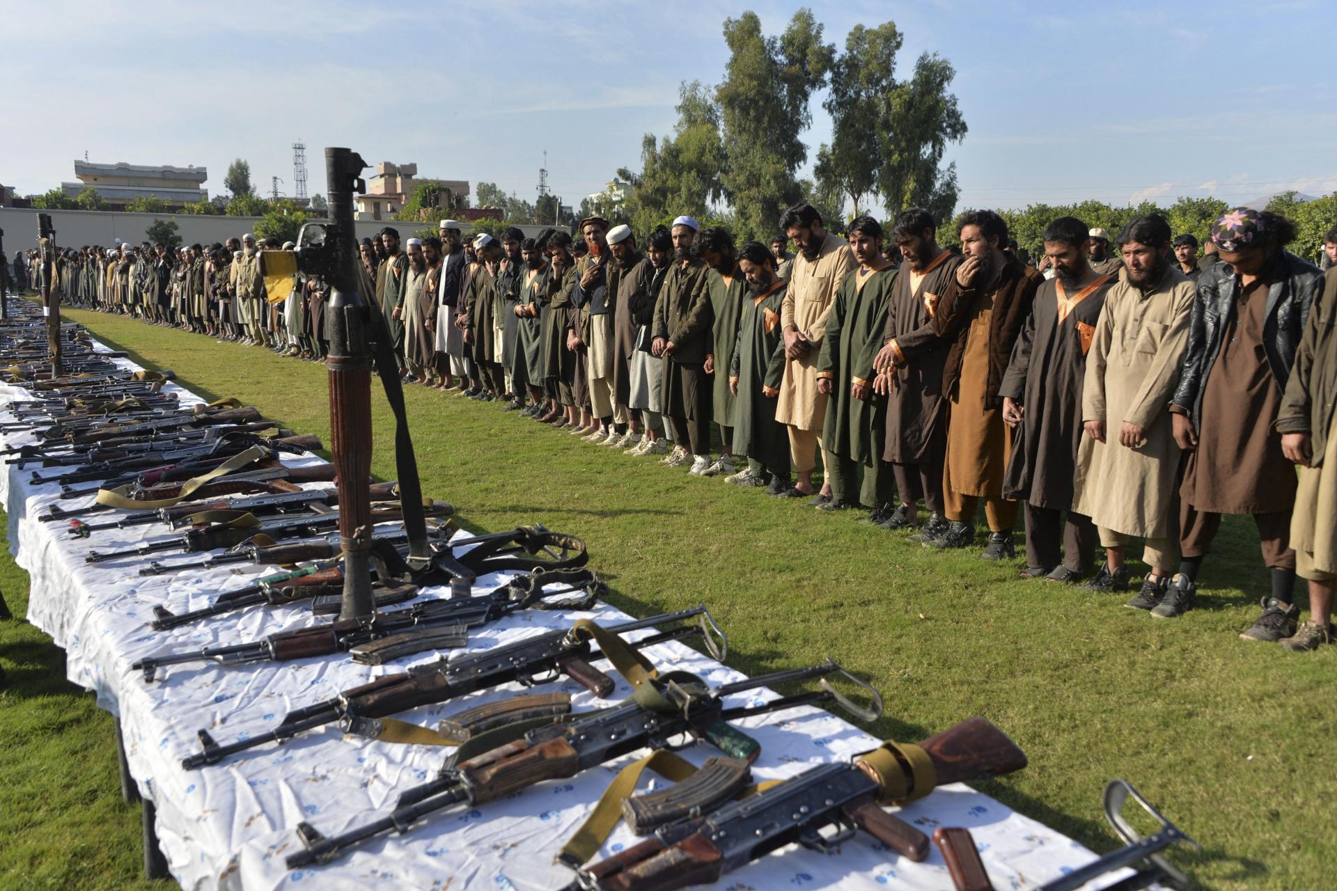 Washington embarrassed by Taliban arms seizures
