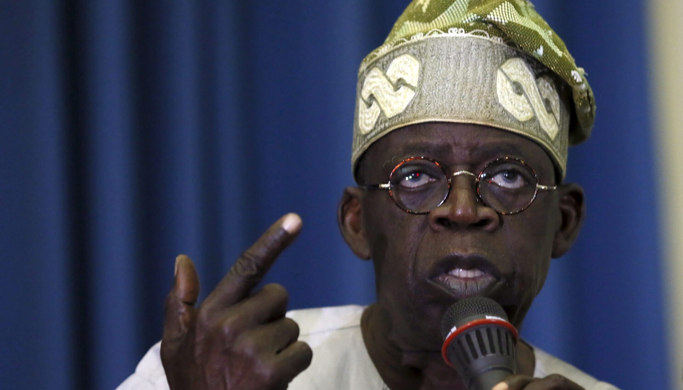 Tinubu informs Buhari of his interest to rule Nigeria in 2023