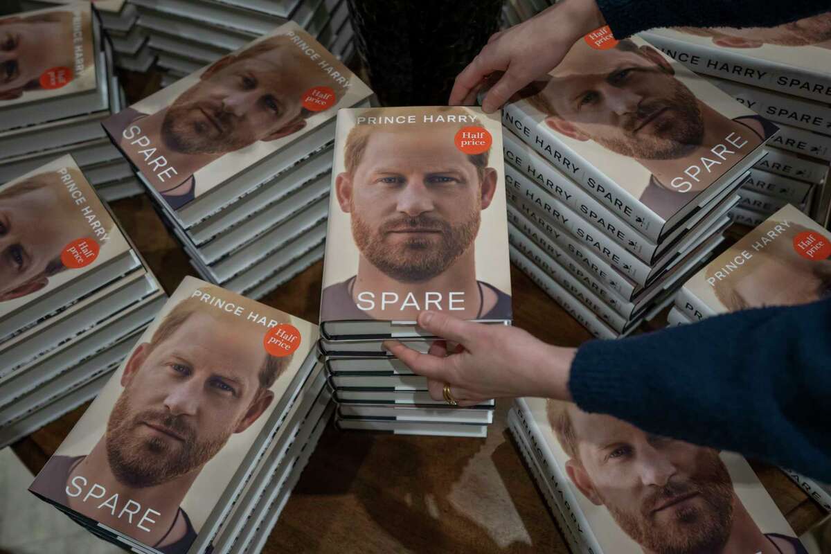 Prince Harry New book Out for readers Tvafrinet