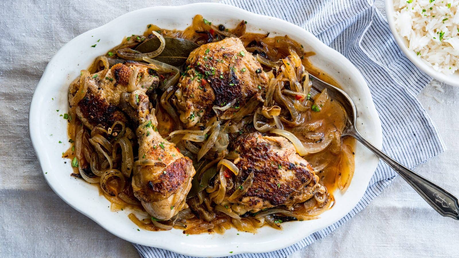 Senegalese dish Yassa Poulet Tvafrinet