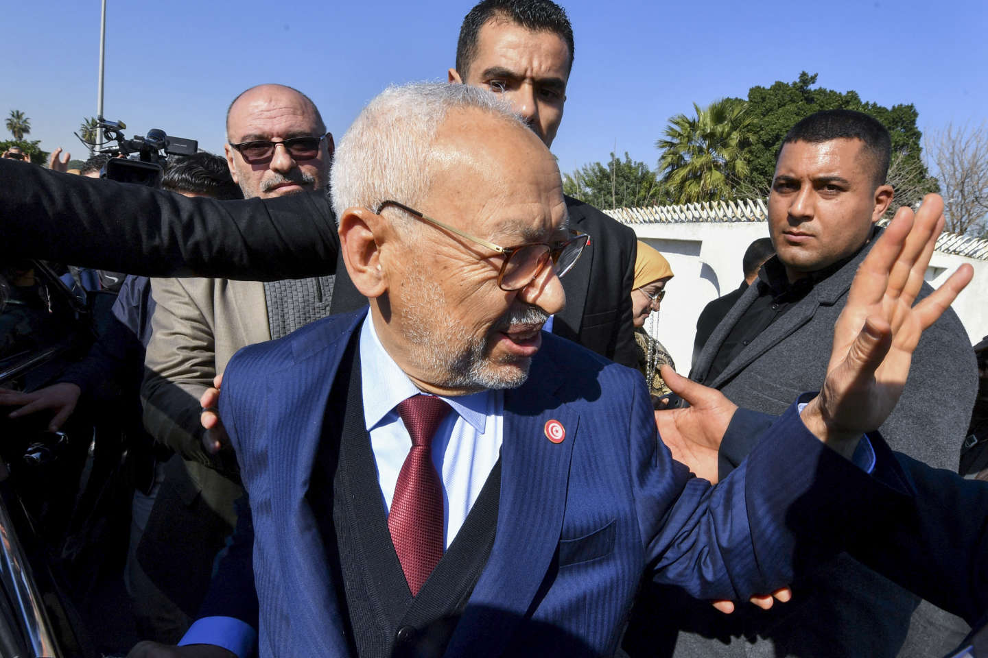 Tunisian opposition leader Ghannouchi starts hunger strike in jail